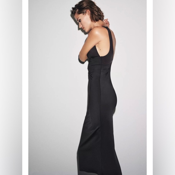 ❗️BUY NOW❗️ITEM WILL BE REMOVED SOON❗️ZARA Black Lace Trim Slip Dress - Picture 2 of 11